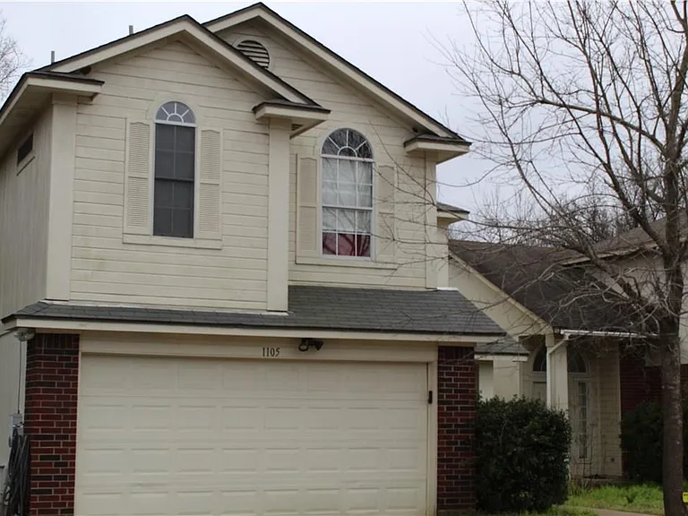 1105 Stephanie Lee Ln — Photo 8