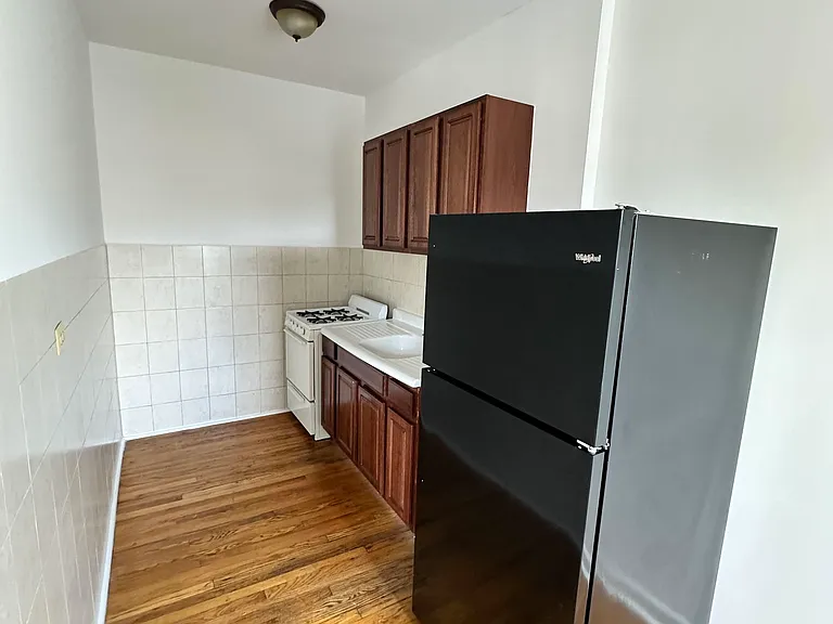 2712 N Milwaukee Ave — Photo 7
