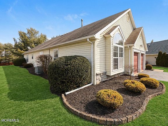 5th image of 2357 W Ashfield Court