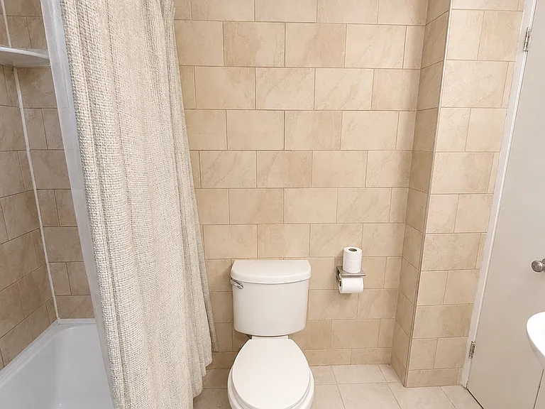459 W Jefferson St #1 — Photo 6