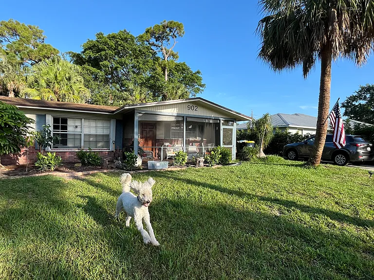 902 SE Ocean Ave — Photo 15