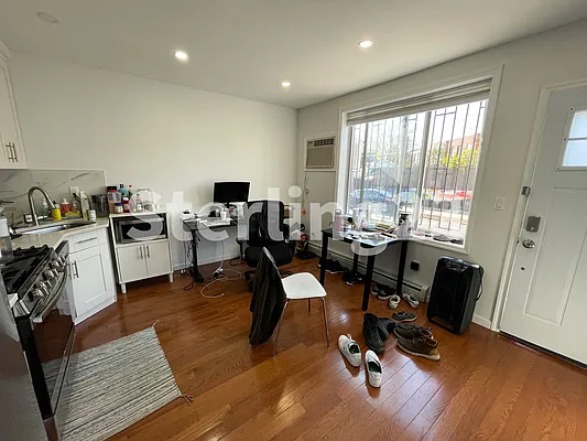 Rented by Sterling Realty Solution Inc | media 3