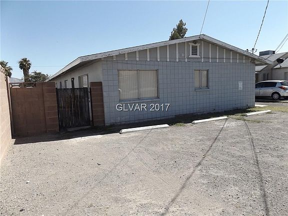 3rd image of 1177 Oahu St