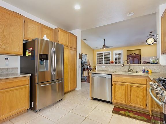5th image of 554 Dorothy Anna Dr
