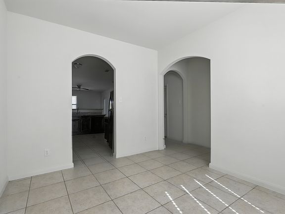 4th image of 5953 Obsidian Creek Dr