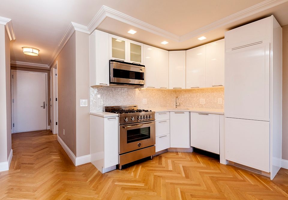 1st image of 305 E 86th St APT 8TW