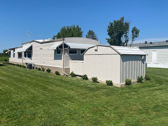 4th image of 5464 Carson City Ln