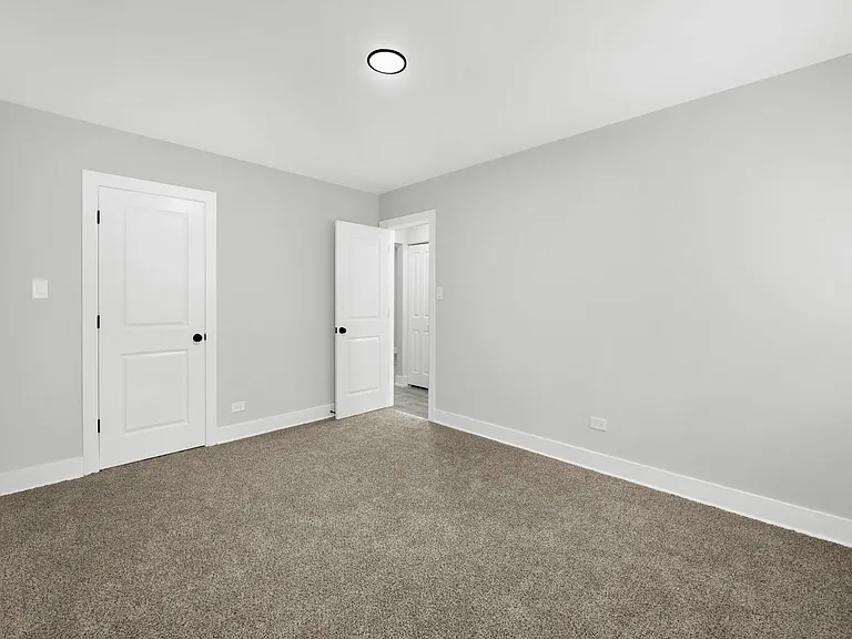 2050 E 72nd Place — Photo 10