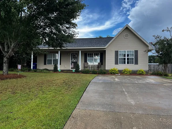 109 Braswell St, Troy, AL 36081