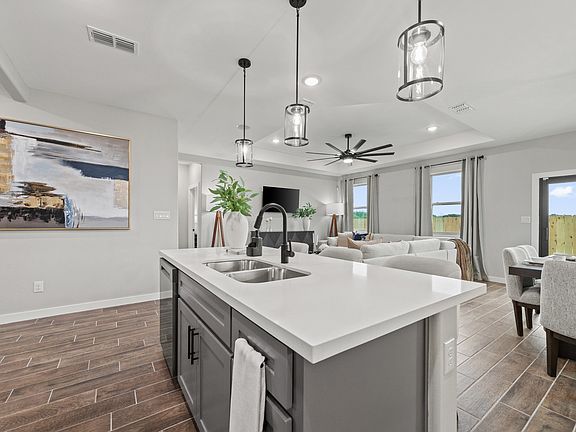 7th image of this home