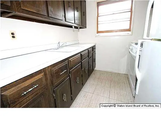 Sold by Exit Realty Solutions | media 19