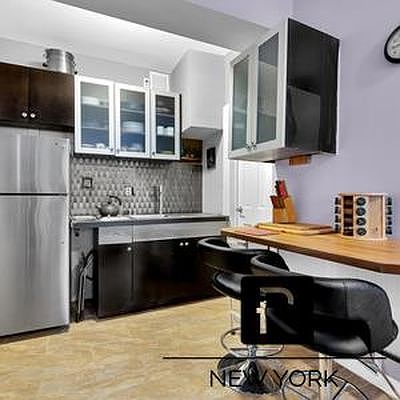 3rd image of 127 Lexington Ave #3FW