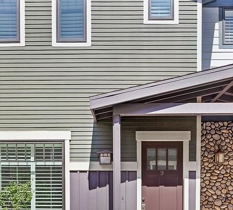 4th image of 2020 N Holly Dr #9