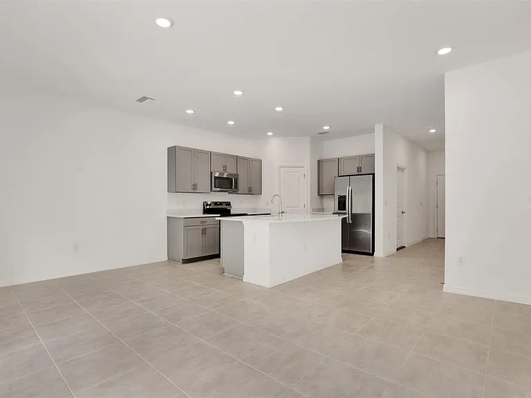 2191 Hallier Cv — Photo 7