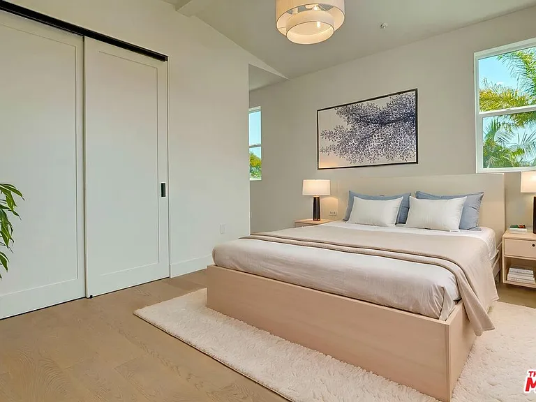 4720 Marshall Dr — Photo 11