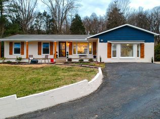 3408 Lakeshore Dr, Kingsport, TN 37663
