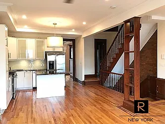 Rented by R New York