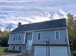 11 Regis Dr, Auburn, MA 01501
