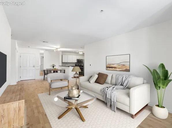 30 Franklin St Unit 326, Malden, MA 02148