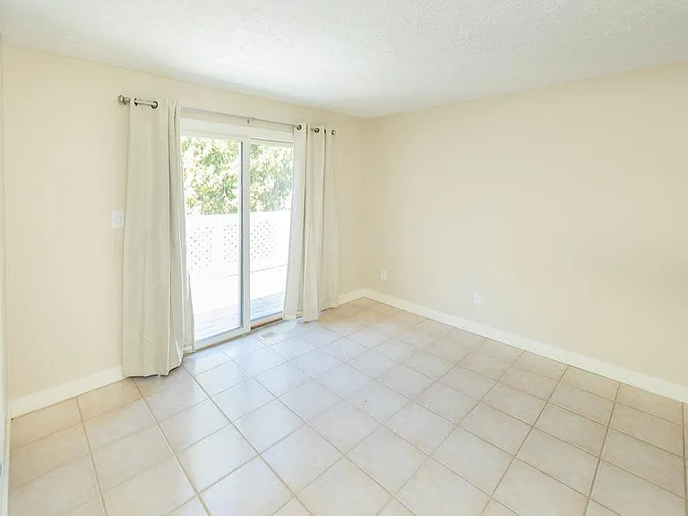 1346 S College Mall Rd — Photo 6