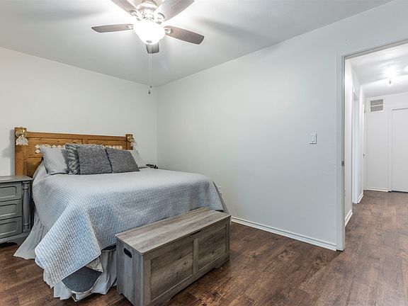 5th image of 1500 Lake Shore Dr APT 404