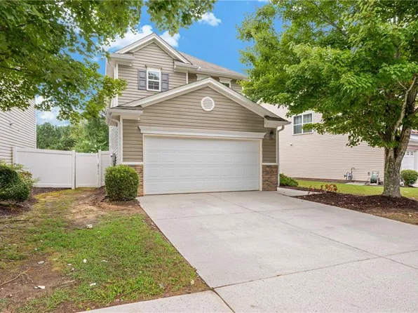 218 Silver Fox Trl, Dallas, GA 30157