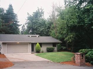 17151 Bryant Rd, Lake Oswego, OR 97035