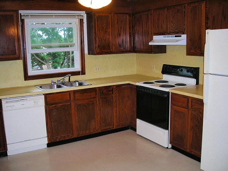 166 Mayfield Ave — Photo 9