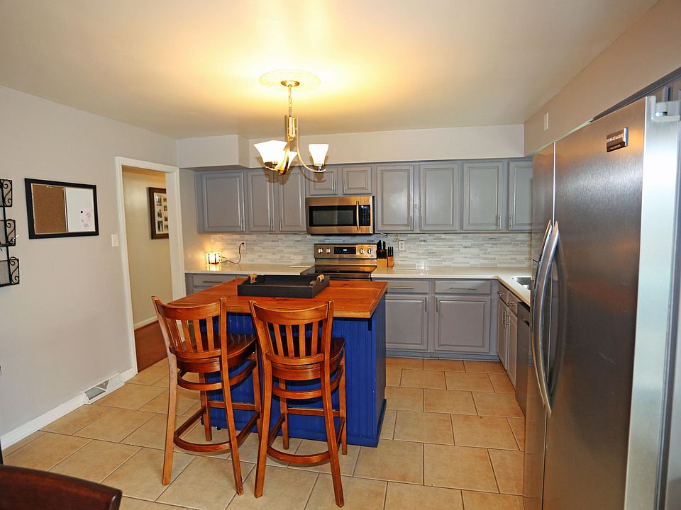 3447 Greentree Rd, Lexington, KY 40517 Zillow