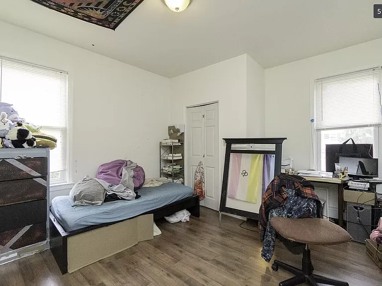15 Alder Ave #1 — Photo 5