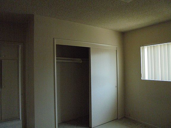 5th image of 422 N Chandler Ave APT M