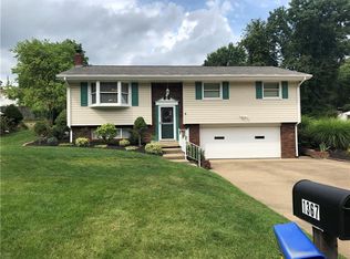 1367 Lincoln Dr, Monaca, PA