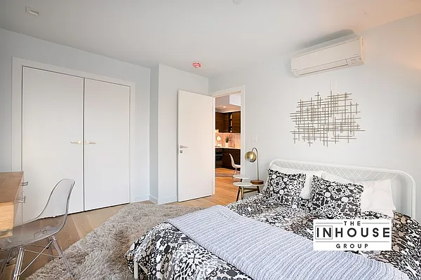 Sold by The In House Group | media 16
