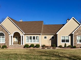 186 Woods Rd, Hillsborough, NJ 08844