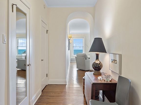 4th image of 3520 N Lake Shore Dr APT 9M