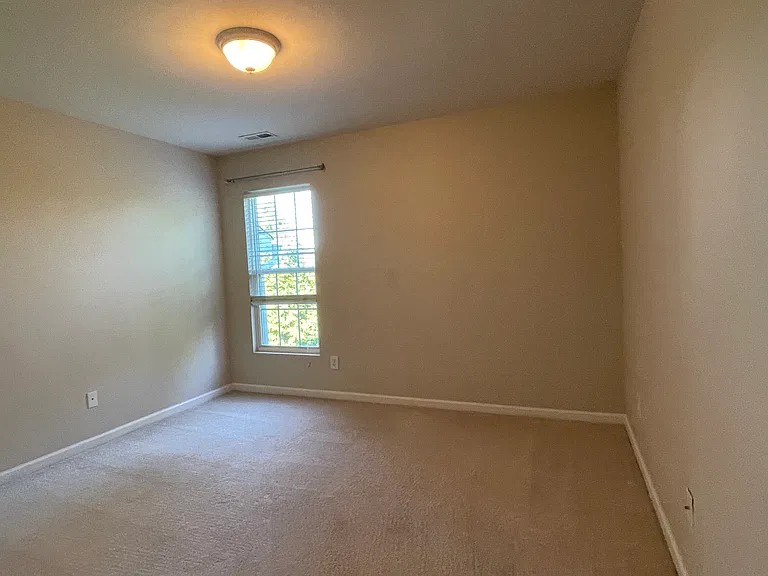 5637 Berry Creek Cir — Photo 30