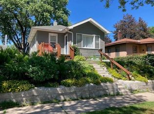 985 Seminary Ave, Saint Paul, MN 55104