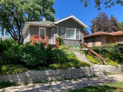 985 Seminary Ave, Saint Paul, MN, 55104