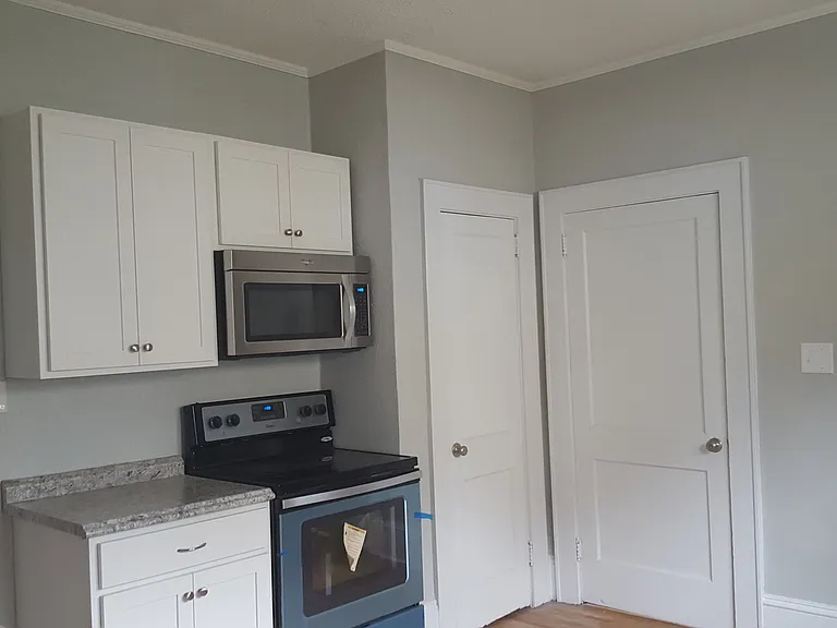 900 Walnut Ave — Photo 4
