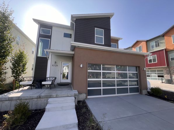 6729 Serviceberry Dr