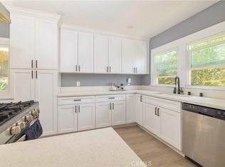 328 Vista Pl, Los Angeles, CA 90042