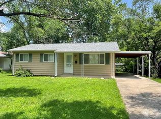 516 Kent Dr, Wentzville, MO 63385