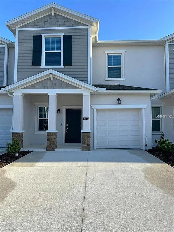 3 bed, 2.5 bath, 1834 sqft, $1,850 — Photo 1
