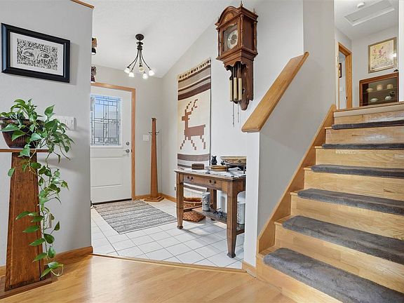 3rd image of 2023 Lynncrest Dr