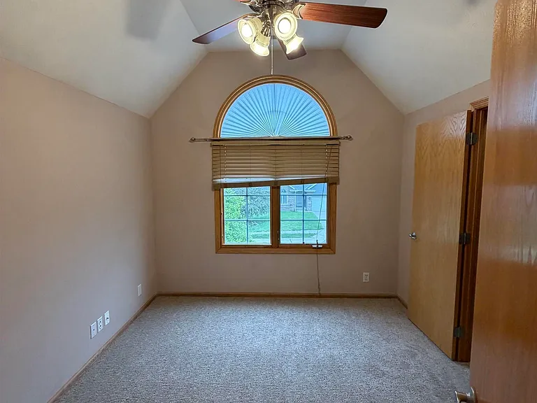 8539 S 98th Cir — Photo 10