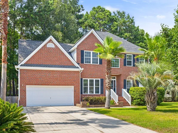 2813 Bottle Brush Ct, Mount Pleasant, SC 29466