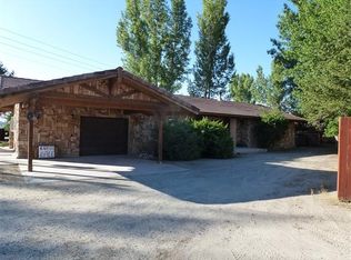 1 Baker Ln, Yerington, NV 89447