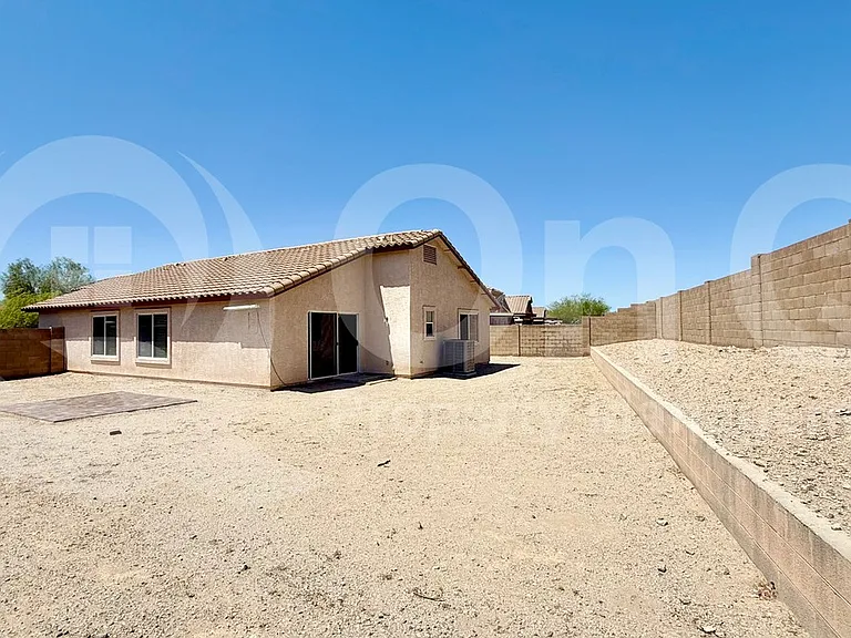 22932 W Morning Glory St — Photo 20