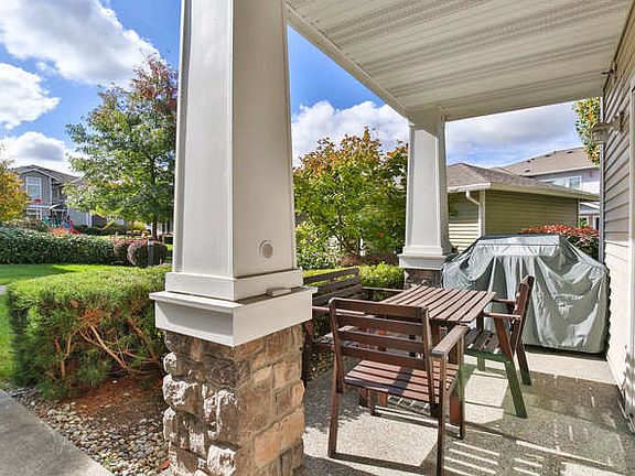 Nice patio area!
