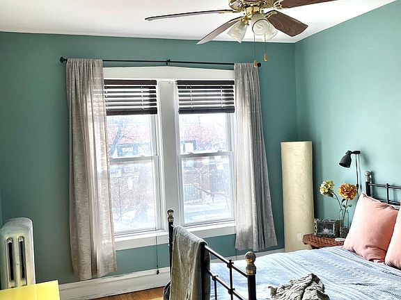 2nd image of 1528 W Winnemac Ave #8